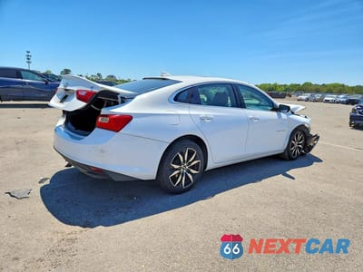 Trzecie zdjęcie samochodu z tyłu: 2018 CHEVROLET MALIBU LT VIN:1G1ZD5STXJF207017 - miniatura