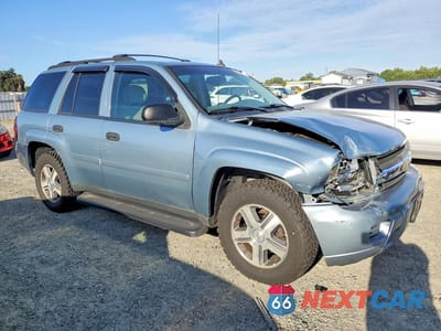 Czwarte zdjęcie samochodu z boku: 2006 CHEVROLET TRAILBLAZER LS VIN:1GNDT13S862343168 - miniatura