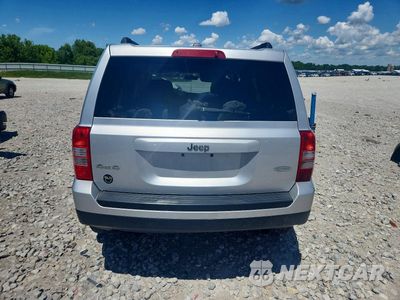 Zdjęcie 6 z 13 samochodu: 2011 JEEP PATRIOT SPORT VIN:1J4NF1GB5BD248011 - miniatura