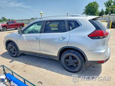 Drugie zdjęcie samochodu z przodu: 2017 NISSAN ROGUE S VIN:KNMAT2MV6HP577986 - miniatura