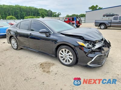 Czwarte zdjęcie samochodu z boku: 2023 TOYOTA CAMRY LE VIN:4T1C11AK9PU826845 - miniatura