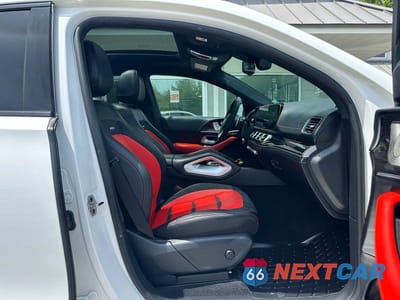 Piąte zdjęcie samochodu w środku: 2023 MERCEDES-BENZ GLE COUPE AMG 53 4MATIC VIN:4JGFD6BB6PA838100 - miniatura