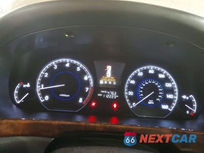 Zdjęcie 9 z 12 samochodu: 2012 HYUNDAI EQUUS ULTIMATE VIN:KMHGH4JH5CU054129 - miniatura