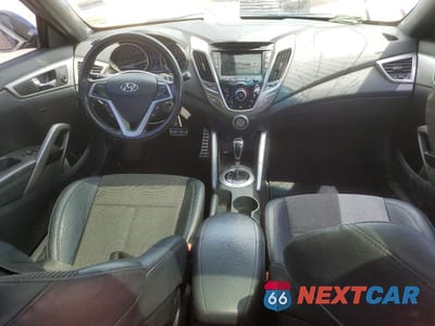 Zdjęcie 8 z 12 samochodu: 2016 HYUNDAI VELOSTER BASE VIN:KMHTC6AD5GU248980 - miniatura