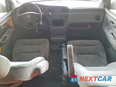 Zdjęcie 8 z 13 samochodu: 2002 HONDA ODYSSEY EX VIN:2HKRL18632H522043 - miniatura