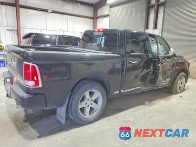 Trzecie zdjęcie samochodu z tyłu: 2015 RAM 1500 LONGHORN VIN:1C6RR7PT7FS771081 - miniatura