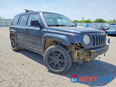 Czwarte zdjęcie samochodu z boku: 2015 JEEP PATRIOT SPORT VIN:1C4NJRBB7FD109322 - miniatura