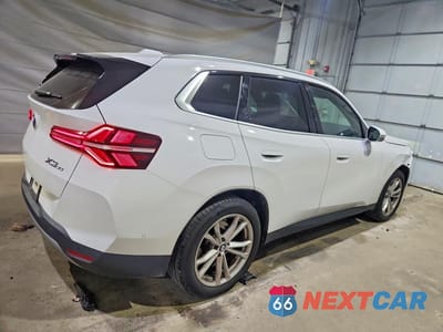 Trzecie zdjęcie samochodu z tyłu: 2025 BMW X3 30 XDRIVE VIN:5UX53GP07S9Y39782 - miniatura