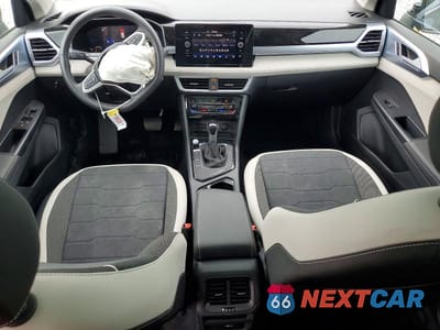 Zdjęcie 8 z 14 samochodu: 2025 VOLKSWAGEN TAOS SE VIN:3VVEC7B25SM046462 - miniatura