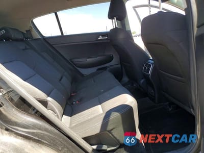 Zdjęcie 11 z 13 samochodu: 2017 KIA SPORTAGE LX VIN:KNDPMCAC5H7257882 - miniatura