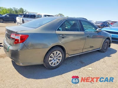 Trzecie zdjęcie samochodu z tyłu: 2012 TOYOTA CAMRY LE VIN:4T1BF1FK6CU574925 - miniatura