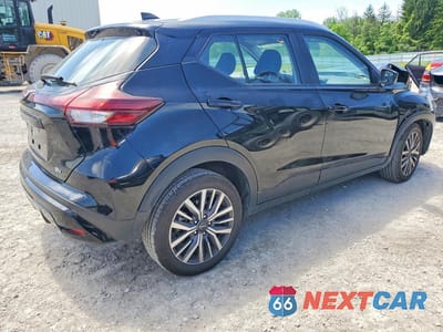 Trzecie zdjęcie samochodu z tyłu: 2024 NISSAN KICKS SV VIN:3N1CP5CV1RL552574 - miniatura