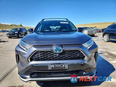 Piąte zdjęcie samochodu w środku: 2021 TOYOTA RAV4 PRIME XSE VIN:JTMFB3FV2MD035758 - miniatura