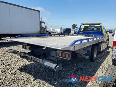 Trzecie zdjęcie samochodu z tyłu: 2020 FORD F550 SUPER DUTY VIN:1FDUF5GT5LDA06477 - miniatura