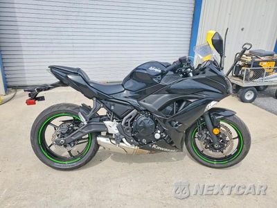 2019 KAWASAKI EX650 F JKAEXEK12KDA32977 - główne zdjęcie licytacji z USA - miniatura