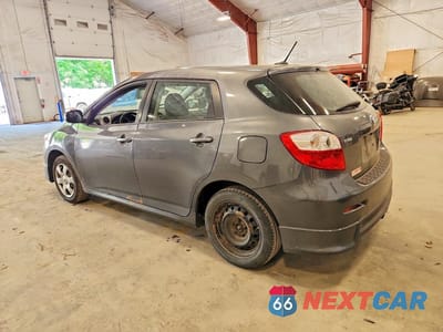 Drugie zdjęcie samochodu z przodu: 2010 TOYOTA COROLLA MATRIX S VIN:2T1LE4EE2AC015522 - miniatura