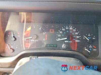Zdjęcie 9 z 13 samochodu: 2000 JEEP WRANGLER / TJ SPORT VIN:1J4FA49S0YP707891 - miniatura