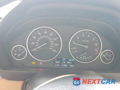 Zdjęcie 9 z 12 samochodu: 2014 BMW 328 XI VIN:WBA3B3C58EJ977353 - miniatura
