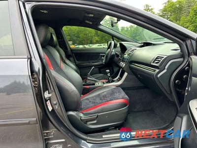 Piąte zdjęcie samochodu w środku: 2017 SUBARU WRX STI VIN:JF1VA2M63H9808062 - miniatura