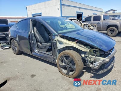 Czwarte zdjęcie samochodu z boku: 2026 TESLA MODEL Y VIN:7SAYGDED3TF402363 - miniatura