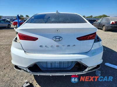 Zdjęcie 6 z 13 samochodu: 2019 HYUNDAI ELANTRA SEL VIN:5NPD84LF7KH424394 - miniatura