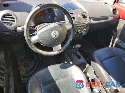 Zdjęcie 8 z 13 samochodu: 2008 VOLKSWAGEN NEW BEETLE CONVERTIBLE SE VIN:3VWRF31Y48M410057 - miniatura