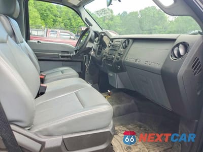 Zdjęcie 10 z 12 samochodu: 2016 FORD F450 SUPER DUTY VIN:1FDUF4HT2GED15249 - miniatura