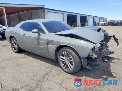 Czwarte zdjęcie samochodu z boku: 2019 DODGE CHALLENGER GT VIN:2C3CDZKG7KH575036 - miniatura