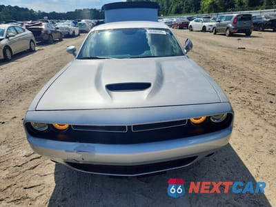 Piąte zdjęcie samochodu w środku: 2023 DODGE CHALLENGER R VIN:2C3CDZBT6PH601596 - miniatura