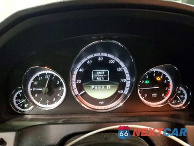 Zdjęcie 9 z 12 samochodu: 2012 MERCEDES-BENZ E 350 VIN:WDDKK5KF2CF139734 - miniatura