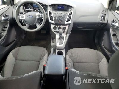 Zdjęcie 8 z 12 samochodu: 2014 FORD FOCUS SE VIN:1FADP3K22EL372030 - miniatura