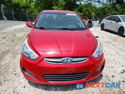 Piąte zdjęcie samochodu w środku: 2016 HYUNDAI ACCENT SE VIN:KMHCT4AE9GU075400 - miniatura