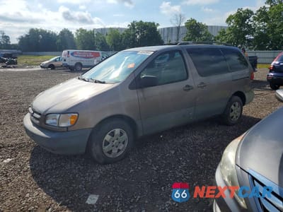 1999 TOYOTA SIENNA LE 4T3ZF13CXXU166498 - główne zdjęcie licytacji z USA - miniatura