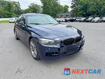 Czwarte zdjęcie samochodu z boku: 2016 BMW 328 XI SULEV VIN:WBA8E3G5XGNT77727 - miniatura
