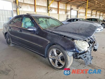 Czwarte zdjęcie samochodu z boku: 2005 MERCEDES-BENZ C 230K SPORT SEDAN VIN:WDBRF40J05F606701 - miniatura