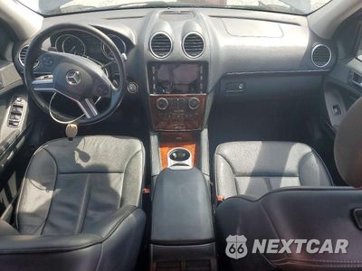Zdjęcie 8 z 13 samochodu: 2012 MERCEDES-BENZ GL 450 4MATIC VIN:4JGBF7BE0CA791813 - miniatura