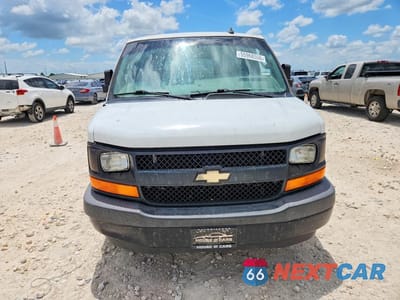 Piąte zdjęcie samochodu w środku: 2017 CHEVROLET EXPRESS G2500 VIN:1GCWGAFF3H1272538 - miniatura