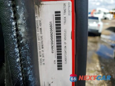 Zdjęcie 10 z 10 samochodu: 2006 VOLVO VN VNL VIN:4V4NC9GH96N396801 - miniatura