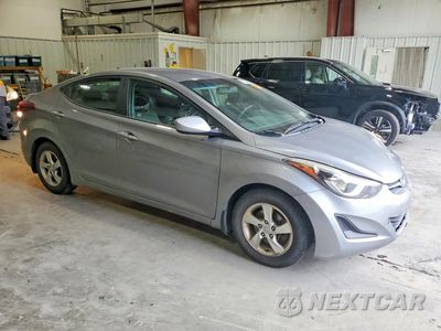 Czwarte zdjęcie samochodu z boku: 2015 HYUNDAI ELANTRA SE VIN:KMHDH4AE4FU353771 - miniatura