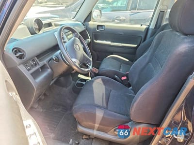 Zdjęcie 7 z 14 samochodu: 2005 SCION XB VIN:JTLKT334850203732 - miniatura