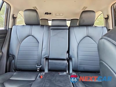 Zdjęcie 10 z 14 samochodu: 2023 TOYOTA HIGHLANDER XLE VIN:5TDKDRAHXPS044049 - miniatura