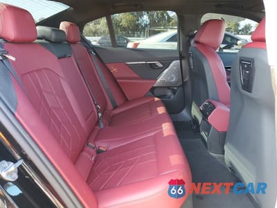 Zdjęcie 10 z 12 samochodu: 2024 BMW 530 I VIN:WBA43FJ00RCS32245 - miniatura