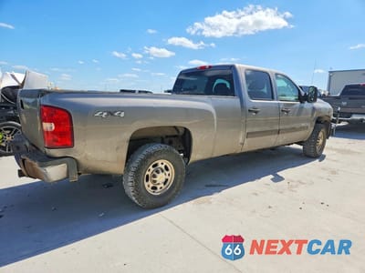 Trzecie zdjęcie samochodu z tyłu: 2007 CHEVROLET SILVERADO K2500 HEAVY DUTY VIN:1GCHK23607F516701 - miniatura