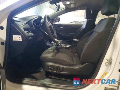 Zdjęcie 7 z 12 samochodu: 2018 CHEVROLET MALIBU HYBRID VIN:1G1ZF5SU6JF271641 - miniatura