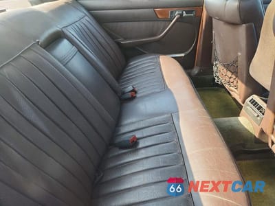 Zdjęcie 10 z 12 samochodu: 1984 MERCEDES-BENZ 300 SD VIN:WDBCB20A1EA035965 - miniatura