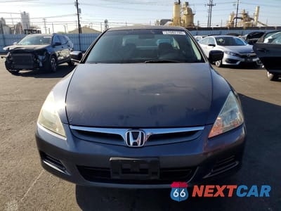 Piąte zdjęcie samochodu w środku: 2006 HONDA ACCORD EX VIN:1HGCM66566A061851 - miniatura