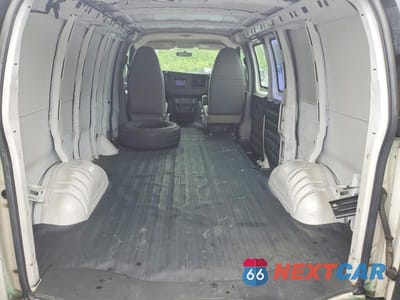 Zdjęcie 10 z 13 samochodu: 2013 CHEVROLET EXPRESS G1500 VIN:1GCSGAFX6D1180292 - miniatura