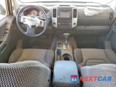 Zdjęcie 8 z 13 samochodu: 2015 NISSAN XTERRA PRO-4X VIN:5N1AN0NW8FN657624 - miniatura
