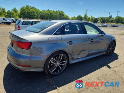 Trzecie zdjęcie samochodu z tyłu: 2015 AUDI S3 PREMIUM PLUS VIN:WAUBFGFF6F1073868 - miniatura