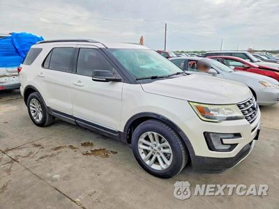Czwarte zdjęcie samochodu z boku: 2017 FORD EXPLORER XLT VIN:1FM5K7D8XHGD16710 - miniatura